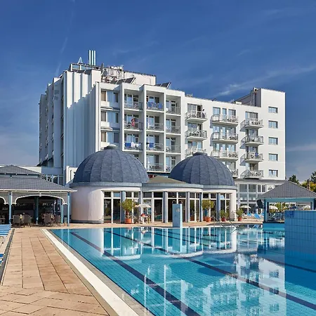 سيلفر 4* Hajdúszoboszló