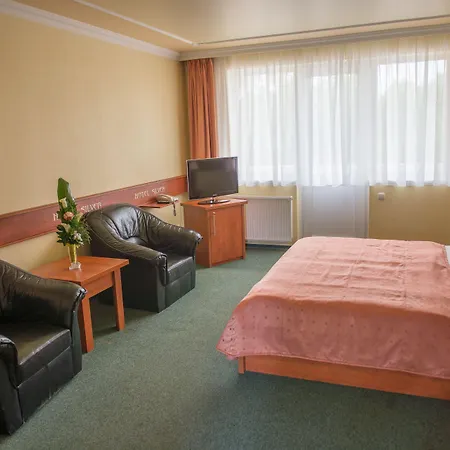 سيلفر Hajdúszoboszló