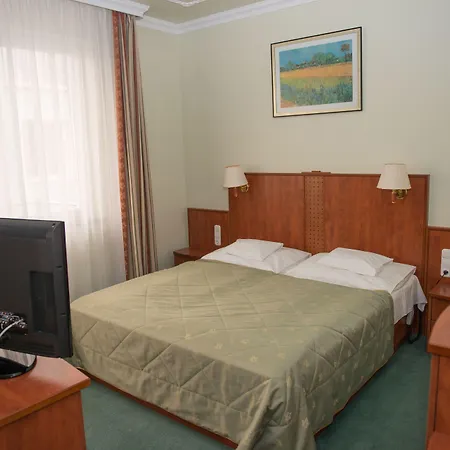 Silver Otel 4*