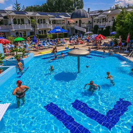Отель Silver Хайдусобосло