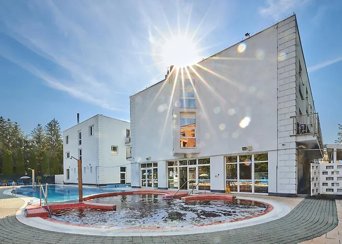 Отель Silver 4*