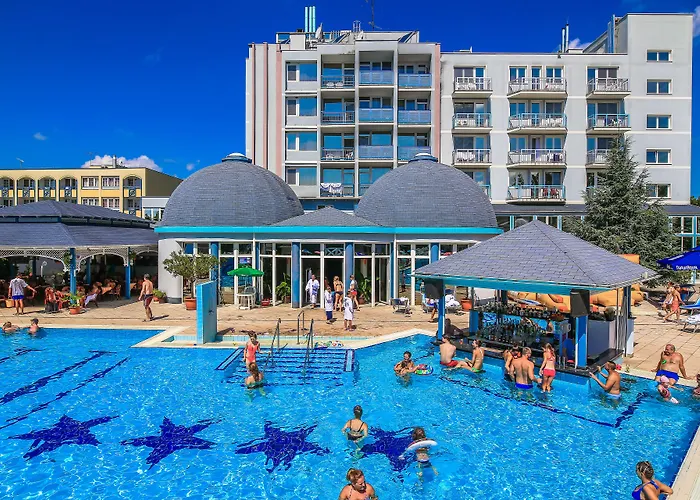 Отель Silver 4*