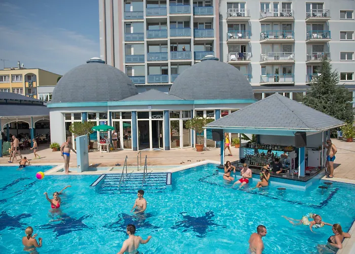 Отель Silver Хайдусобосло